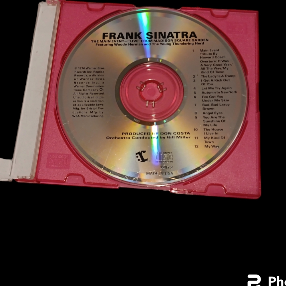 FRANK SINATRA GARDENS " MAIN EVENT" CD 12 GOOD CONDITION
